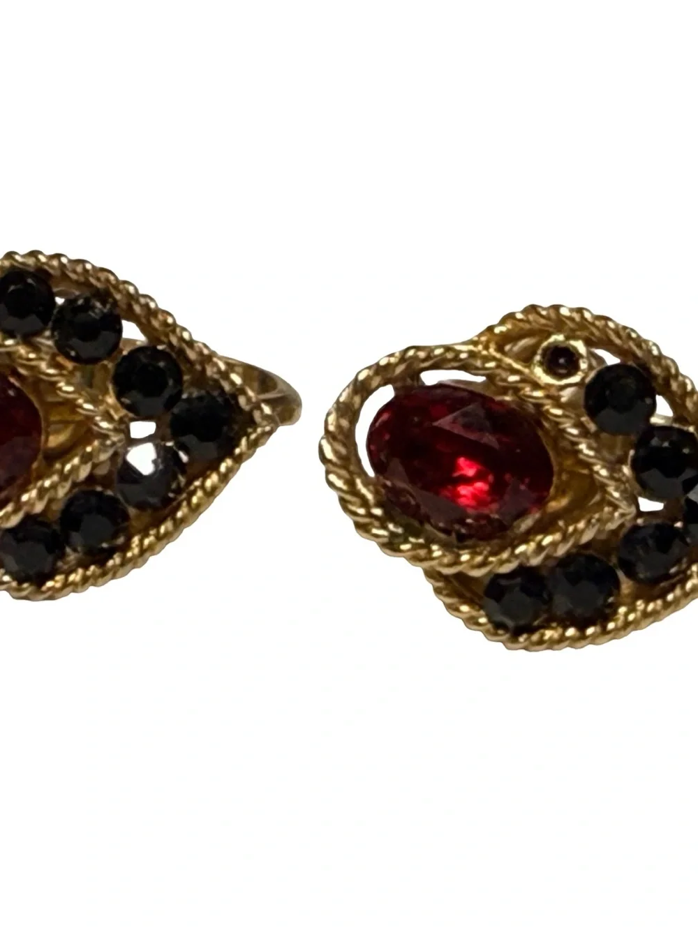 Trifari vintage red